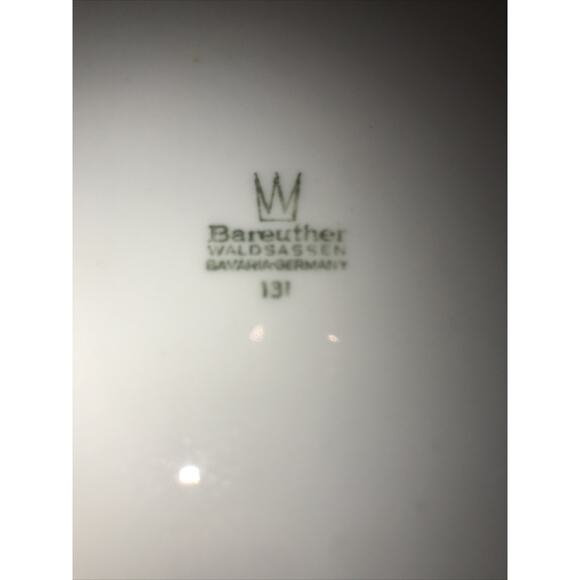 5 - Bareuther Waldsassen 7 7/8" Salad Plates Fruit/Gold Trim 131 Bavaria Germany - Picture 8 of 8